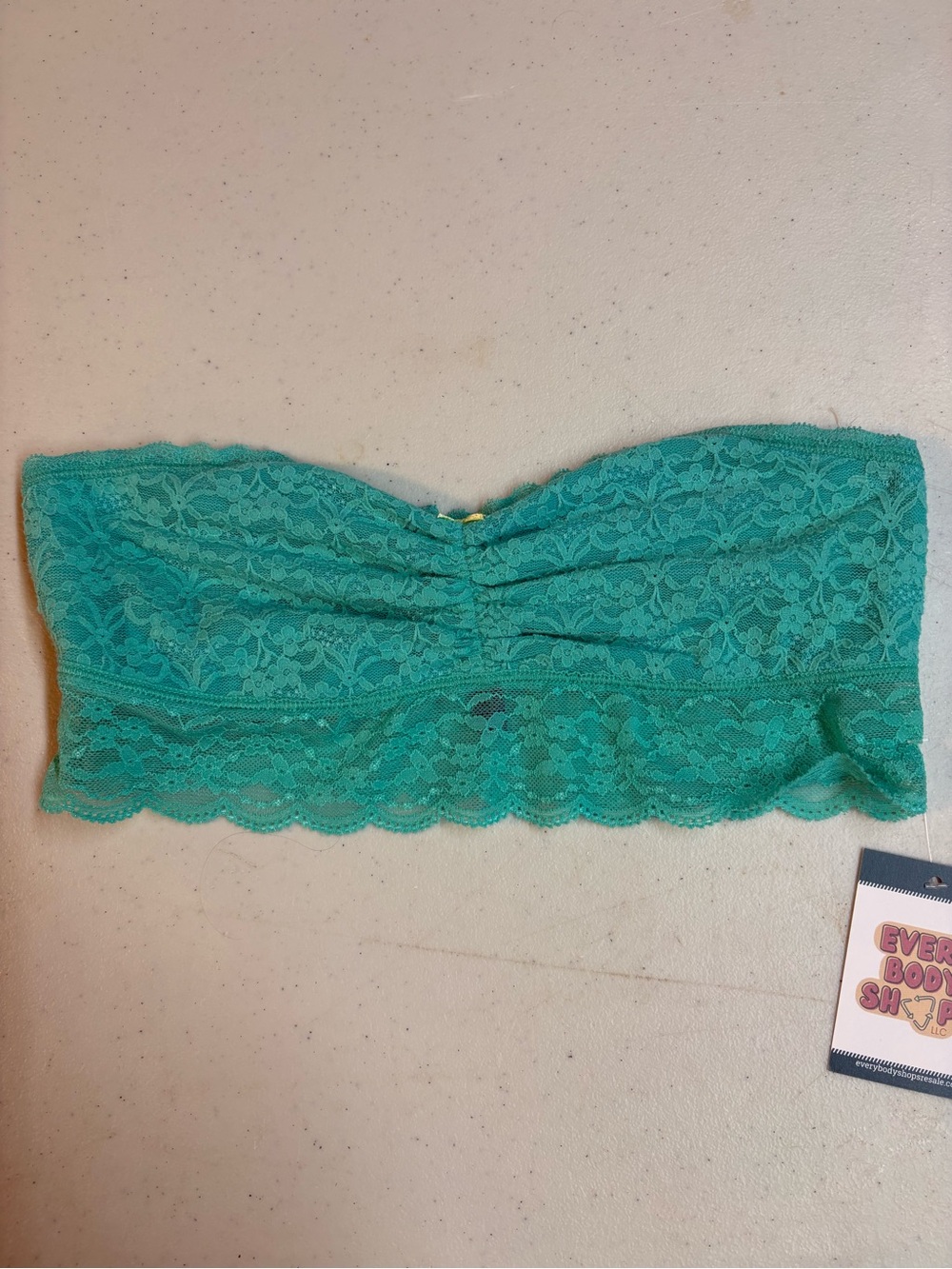 AERIE MEDIUM ✨ lace strapless bralette green excellent condition